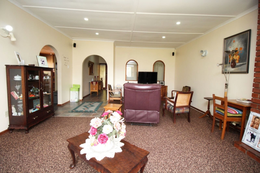 3 Bedroom Property for Sale in Vredenburg Western Cape